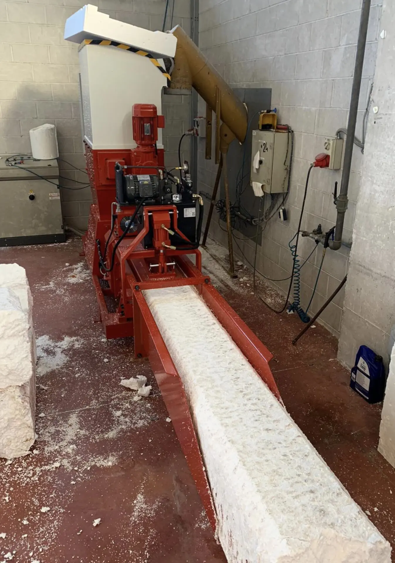 foam compactor